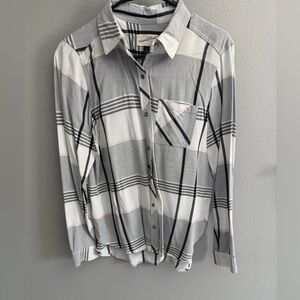 Universal Thread (small) Light Gray Plaid Button-Up Shirt
